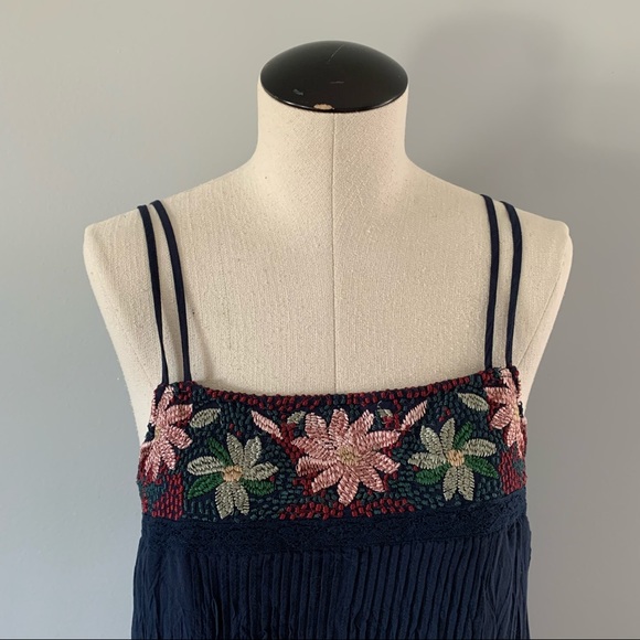 4/$30. American Eagle Summer Embroidered Strap Dress S - Picture 2 of 13